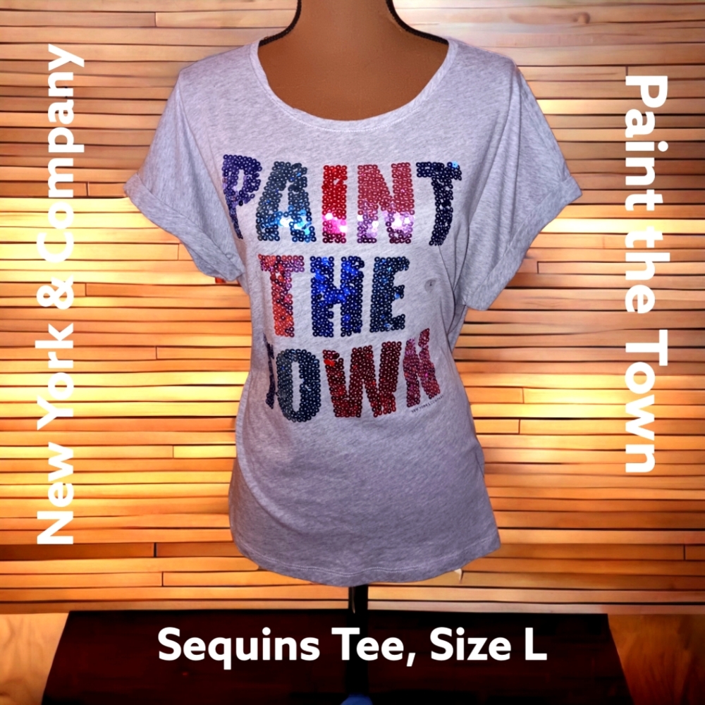 NWOT New York & Company Gray Sequins Detail Tee, Size L